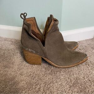 Jeffrey Campbell Cromwell Booties